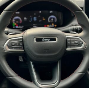 jeep compass 1.jpg  